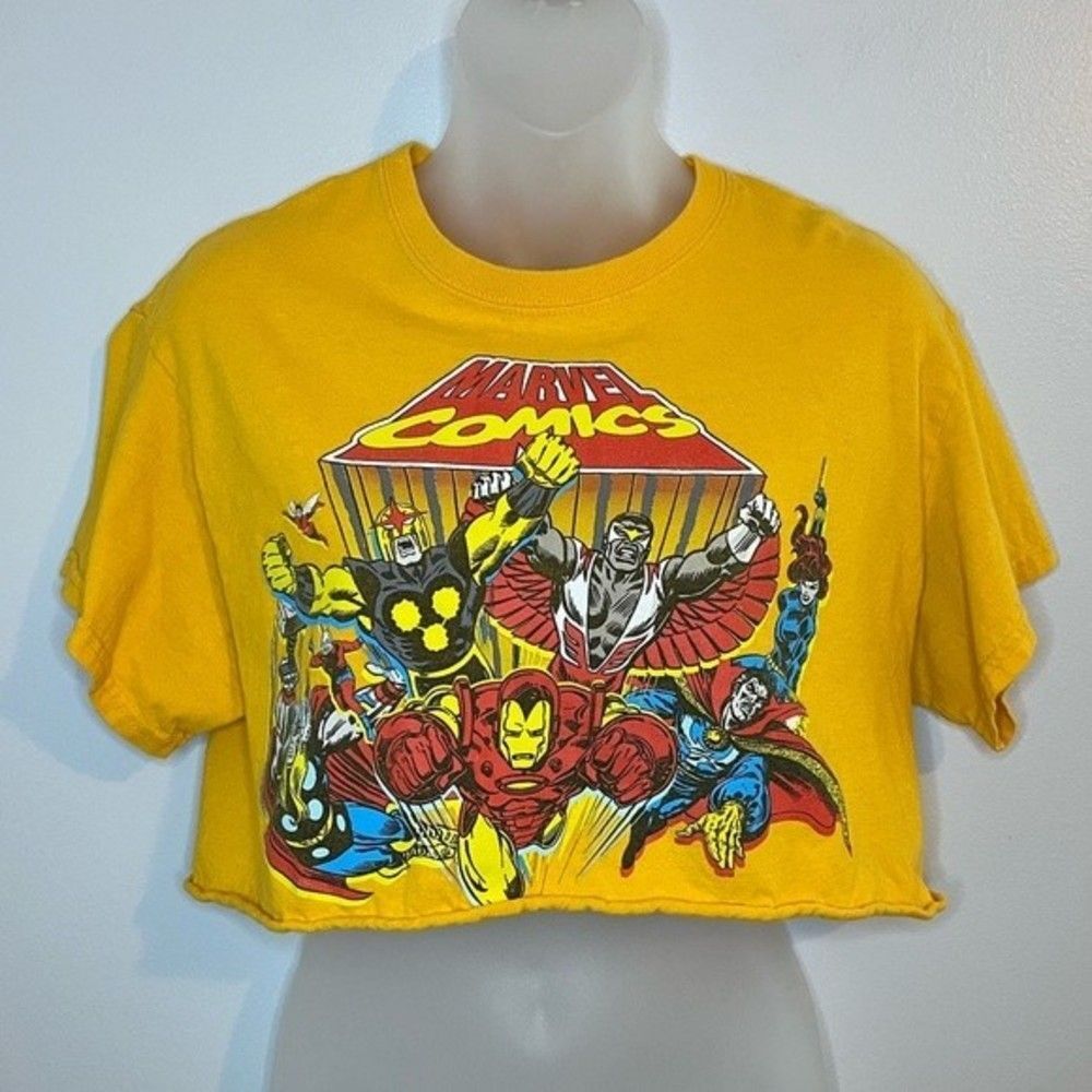 Marvel Women’s Yellow Cropped Graphic Tee Size Medium
